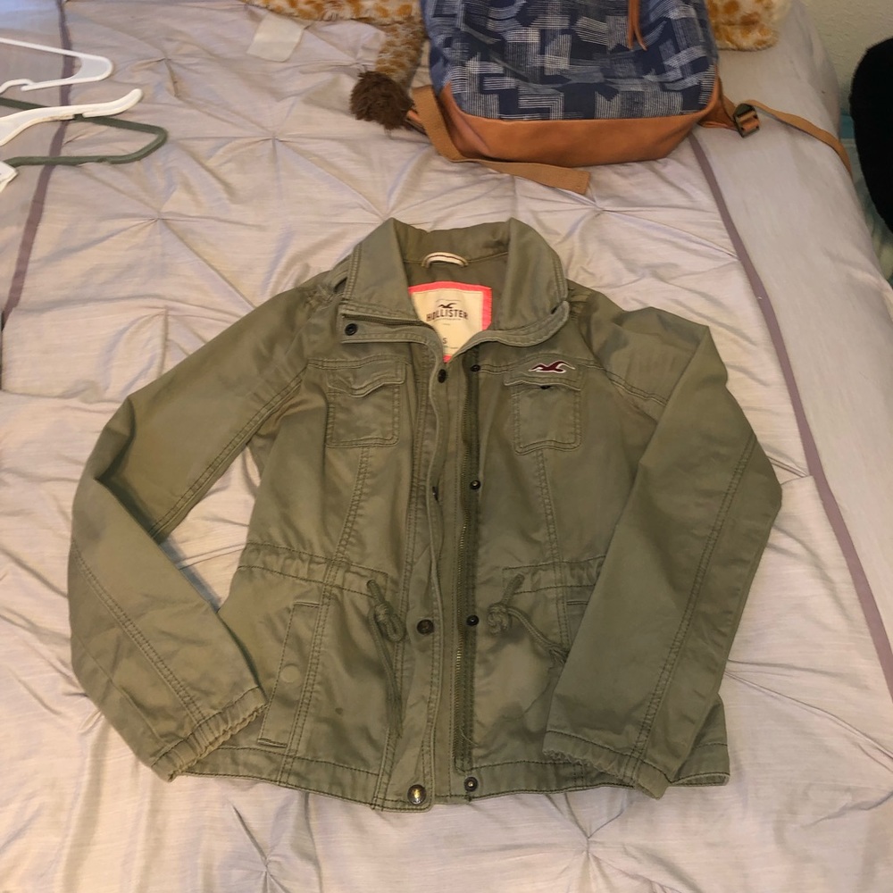 Army green outer wear jacket